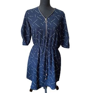 J for Justify Dress
Blue with white arrow accents
Gold hardware